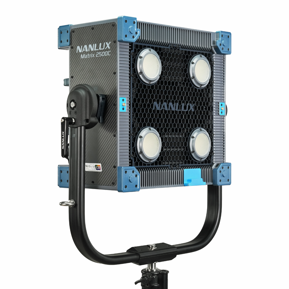 Nanlux Matrix 2500C 4-fach LED Full-Color Multi-source Spot Light - IBC OFFER - Price incl. tax !