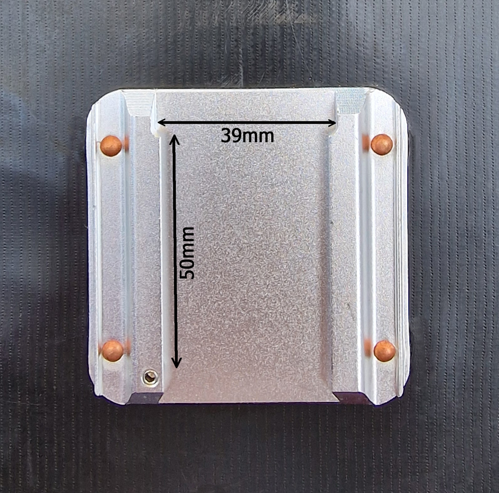  M01 Schiebearretierung mit Zubehöraufnahme zum sicheren Befestigen von RayFlex-Reflektoren 45x45cm