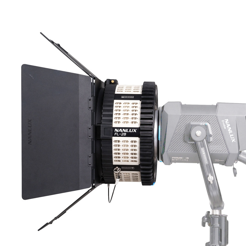 Nanlux FL-28 kompakte Fresnel Linse für die EVOKE Serie (NX-FL28) 
