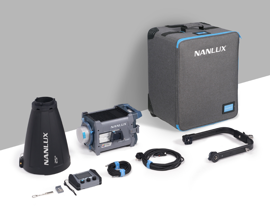 Nanlux Evoke 600C Full Color Nebula 8 Spot Light - SOFORT LIEFERBAR !