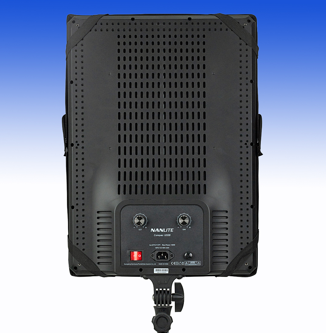 NANLITE COMPAC 100 LED Tageslicht Foto- und Videoleuchte (NL-CP100) - 8.360 Lumen