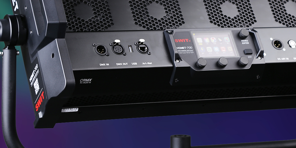 SWIT MONET-700 RGBWW Professional Panel LED Light 700W - 20.000 lux 