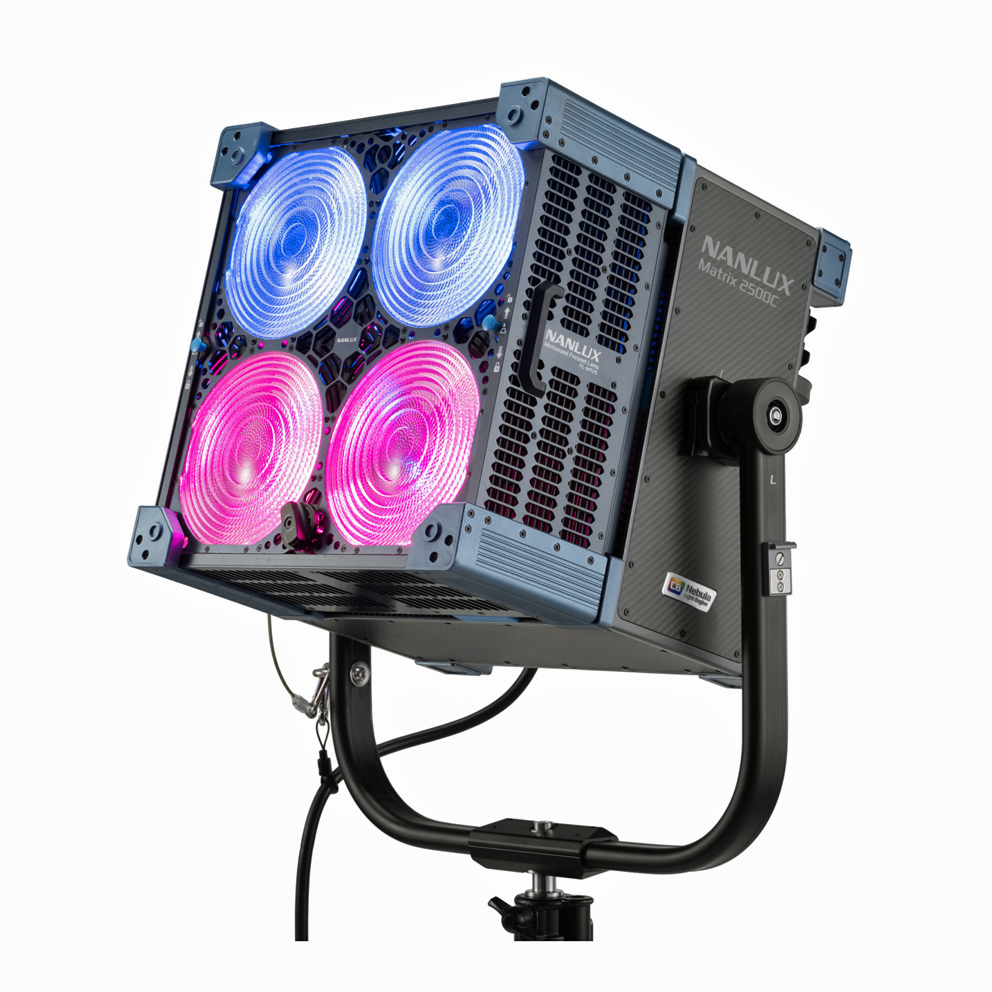 Nanlux Matrix 2500C 4-fach LED Full-Color Multi-source Spot Light - IBC OFFER - Price incl. tax !
