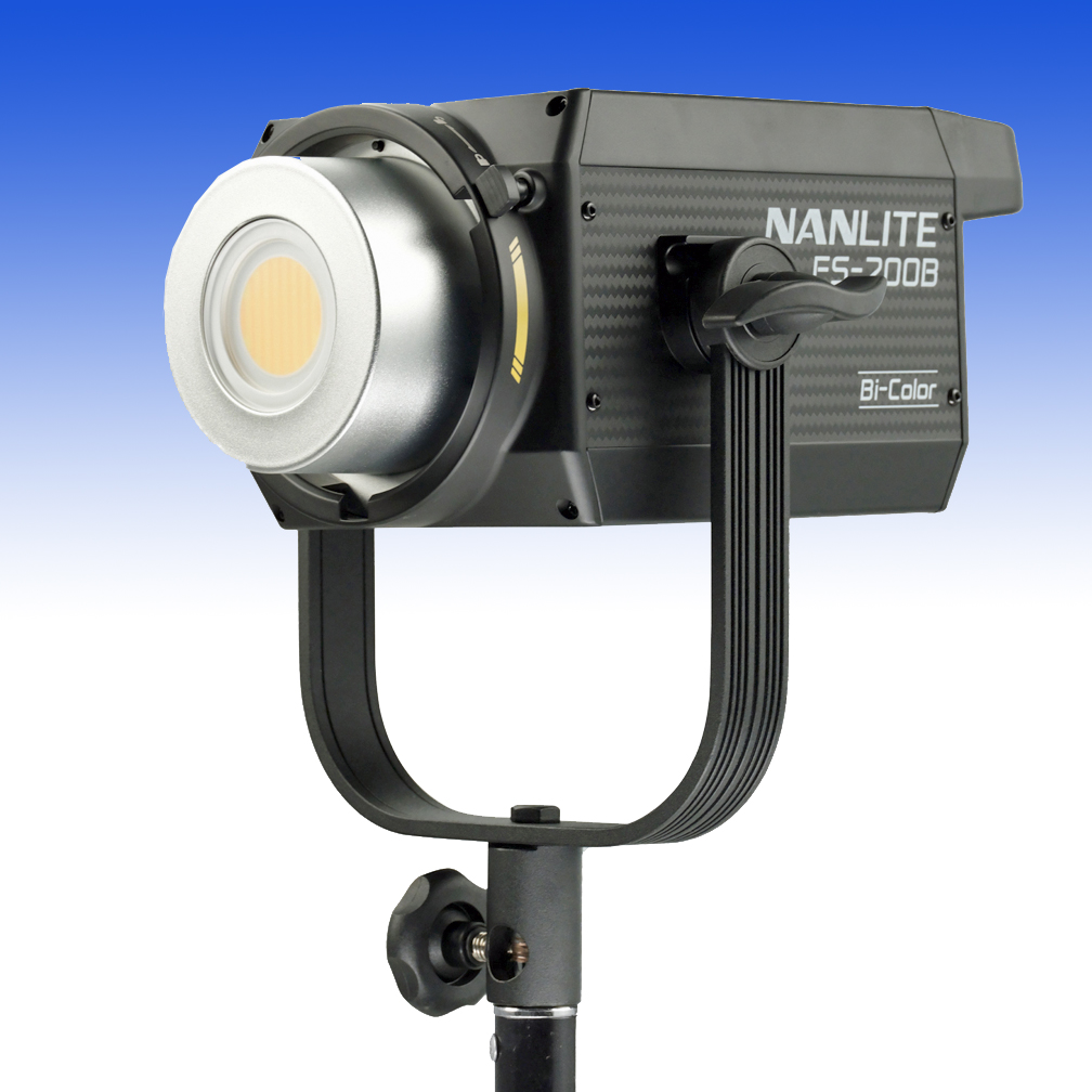 NANLITE FS-200B  Bi-Color LED Leuchte (Kaiser 3821) - 29.490 Lux