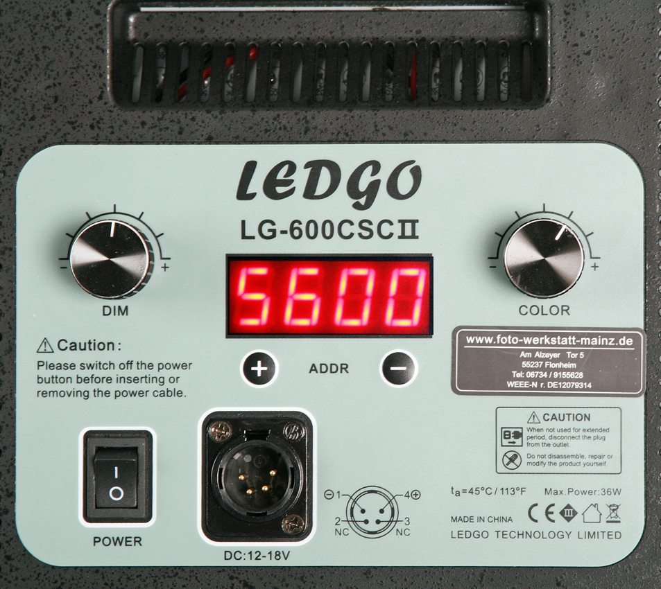 LEDGO LG-600CSCII Digital Bi-Color LED Leuchte mit Digitaldisplay und V-Mount Akku Adapter