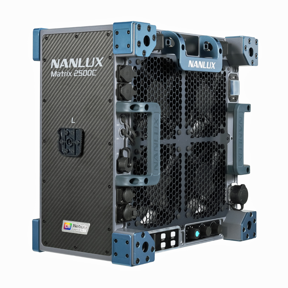 Nanlux Matrix 2500C 4-fach LED Full-Color Multi-source Spot Light - IBC OFFER - Price incl. tax !