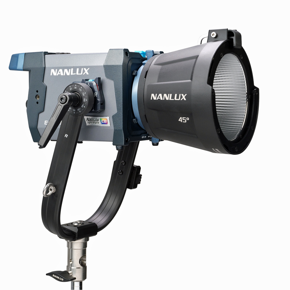 Nanlux Evoke 150C Full Color Nebula 8 Spot Light - Kommt am 8.11. - Bestellen !!