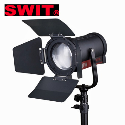 SWIT FL-C60D Superhelles COB Bi-Color LED Spotlight, V-Mount, DMX, 15-60° einstellbar