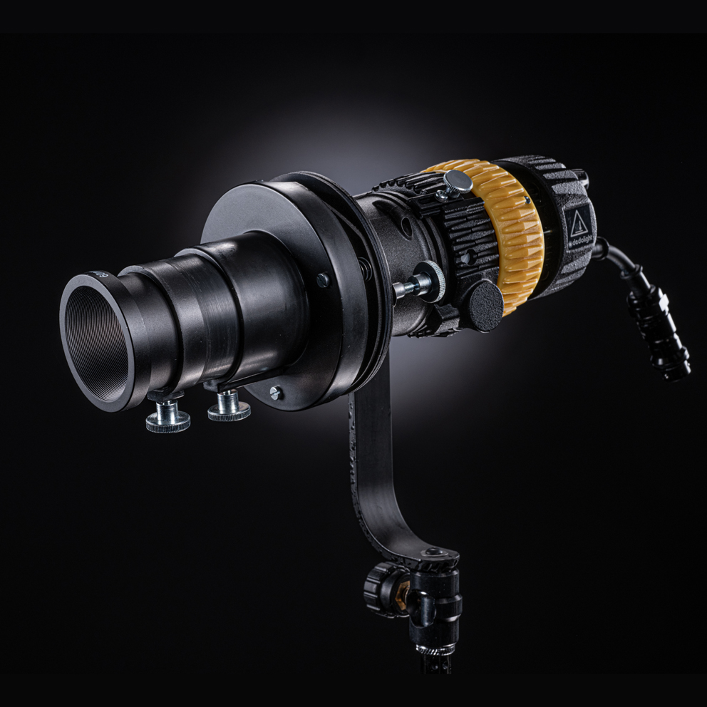 Dedolight NEO  DLED3N-Bi  - fokussierbare 40W Turbo LED Bicolor Leuchte