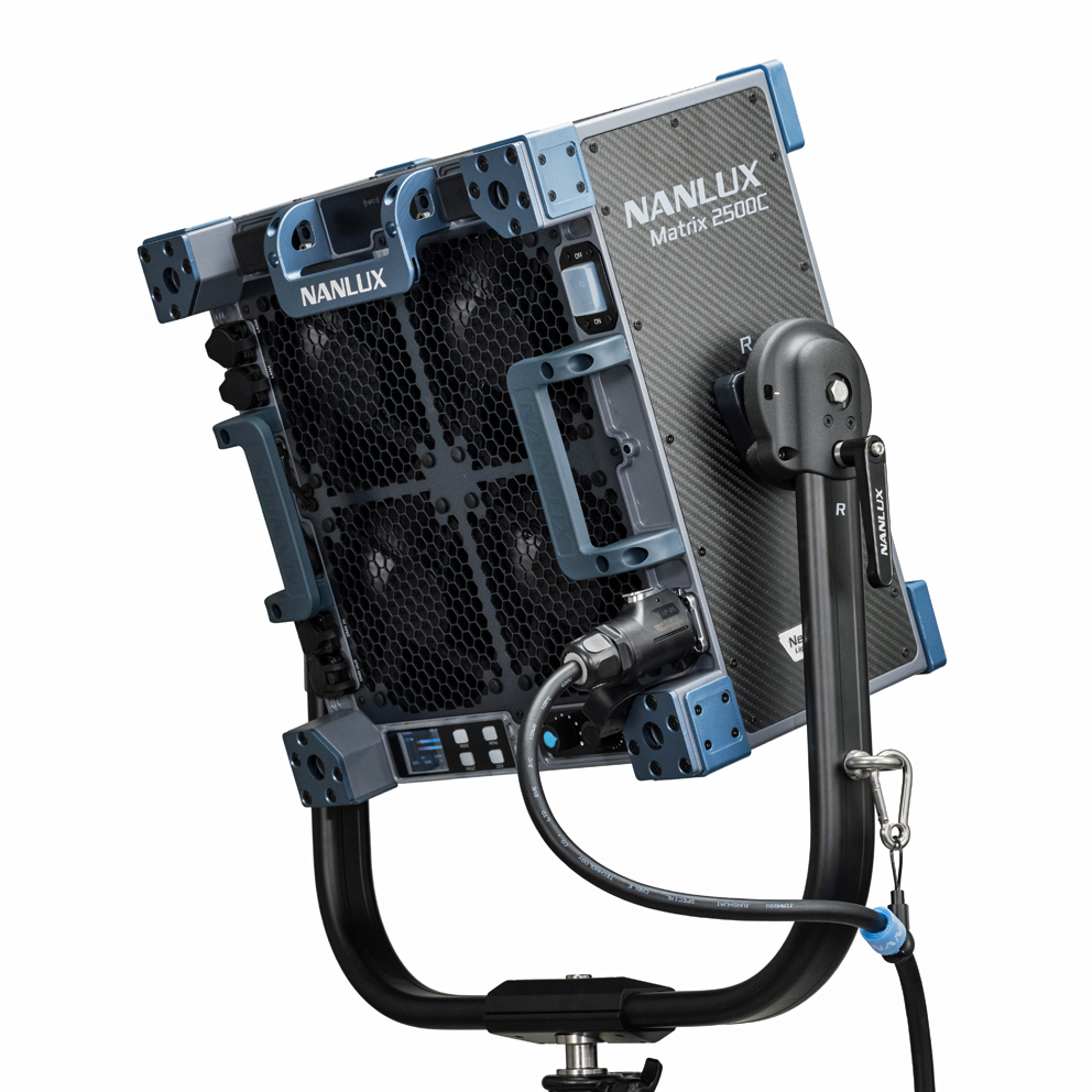 Nanlux Matrix 2500C 4-fach LED Full-Color Multi-source Spot Light - IBC OFFER - Price incl. tax !