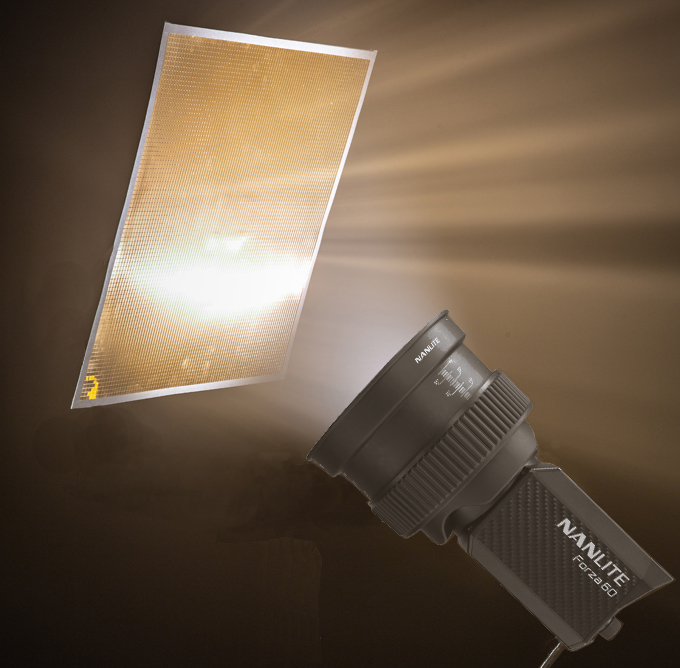 Nanlite Fresnellinse mit Lichtklappen FL-11 für alle Nanlite-Leuchten mit FMM-(FZ-)Anschluss