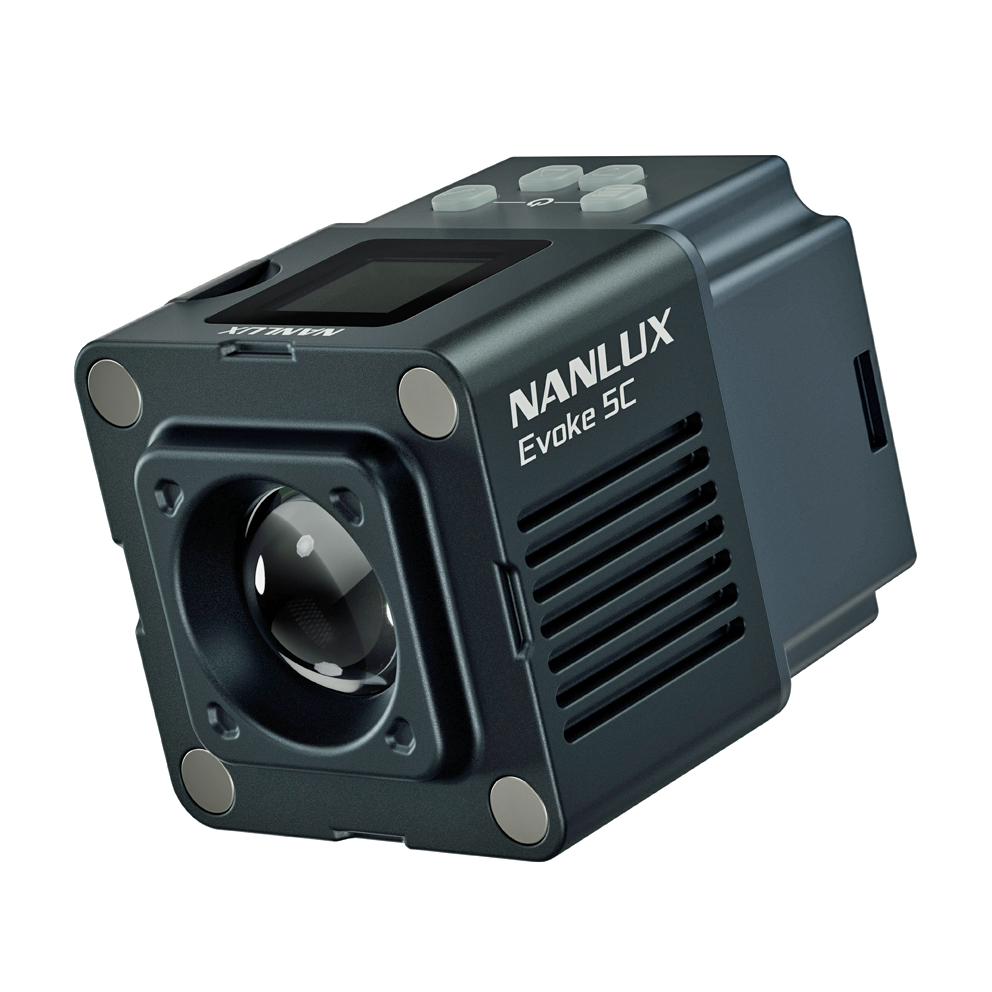 Nanlux Evoke 5C Full-color Spot Light mit Nebula C8 Light Engine - Anfang Mai lieferbar